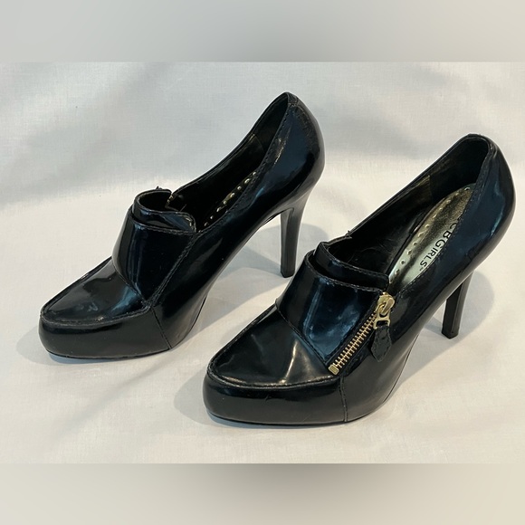 BCBG Black Booties Stilettos with 5” heels and zipper, Size 8 - Picture 8 of 9